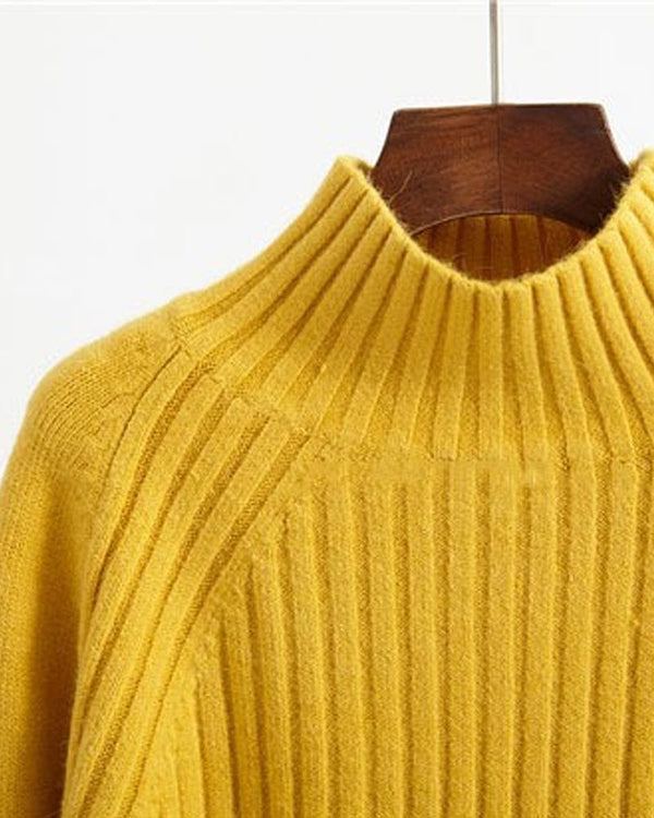 Tara - Turtleneck sweater