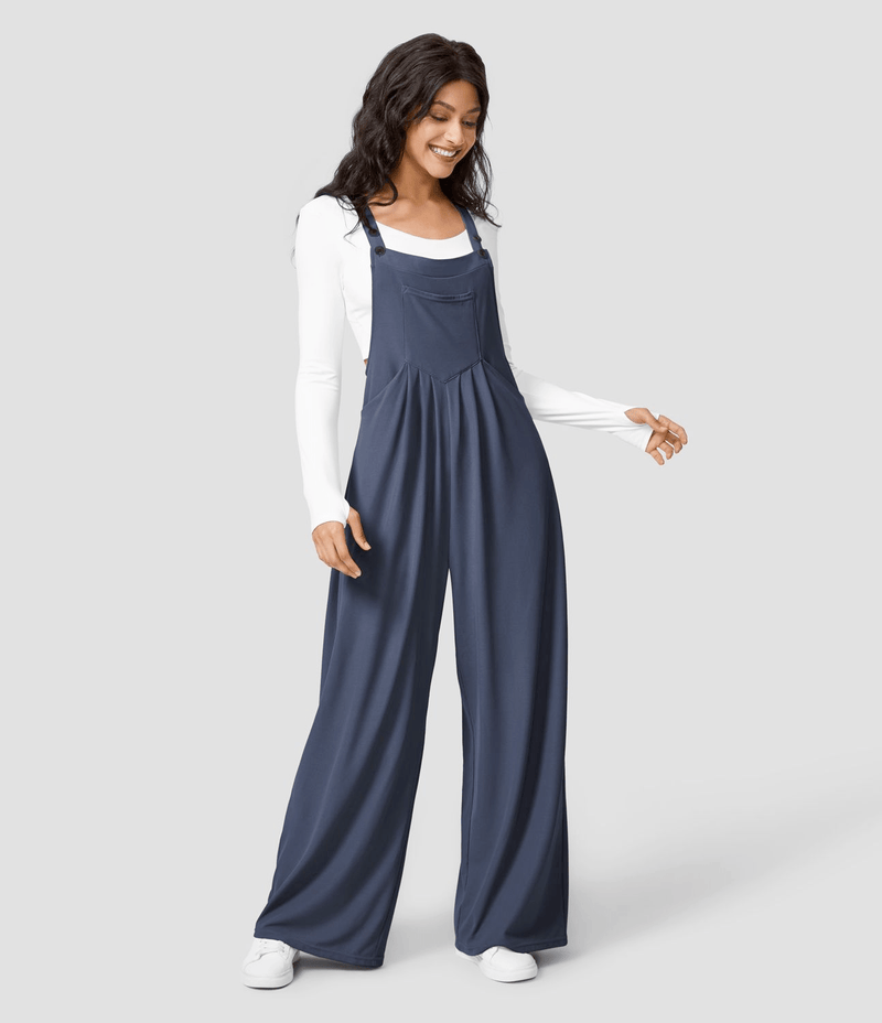 Dungarees with adjustable buttons on the shoulder straps