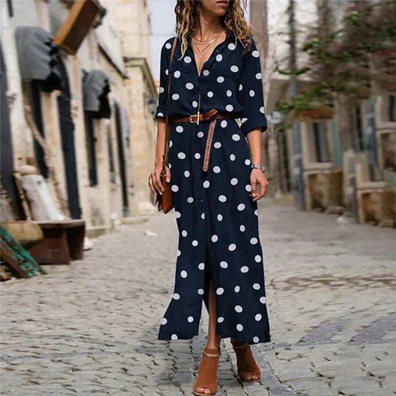 Freja - Fashionable dress with polka dots