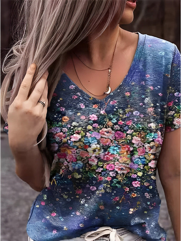 Wendy® | Beautiful shirt with V-neck and floral art print