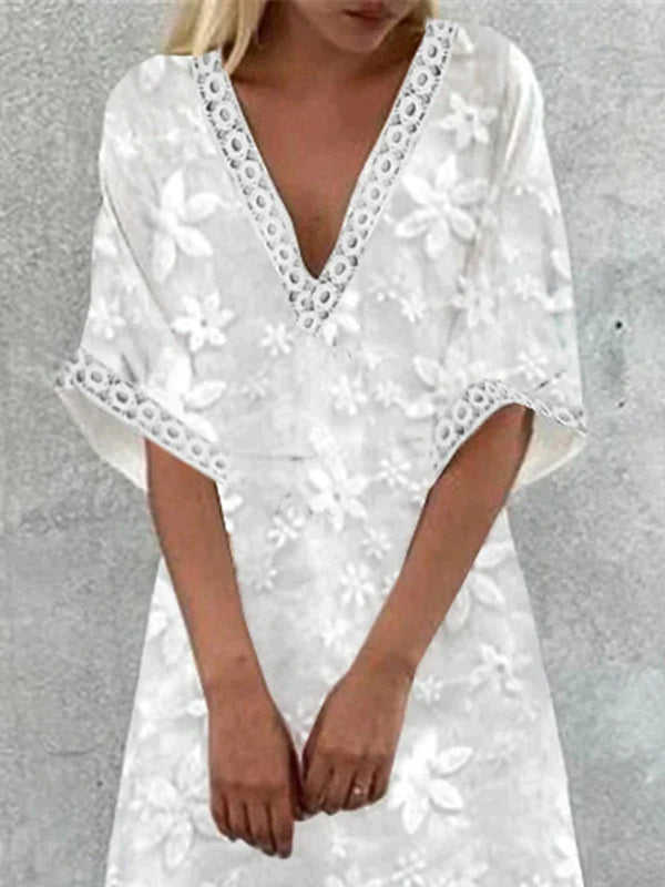 Mathilda - Fashionable white floral dress